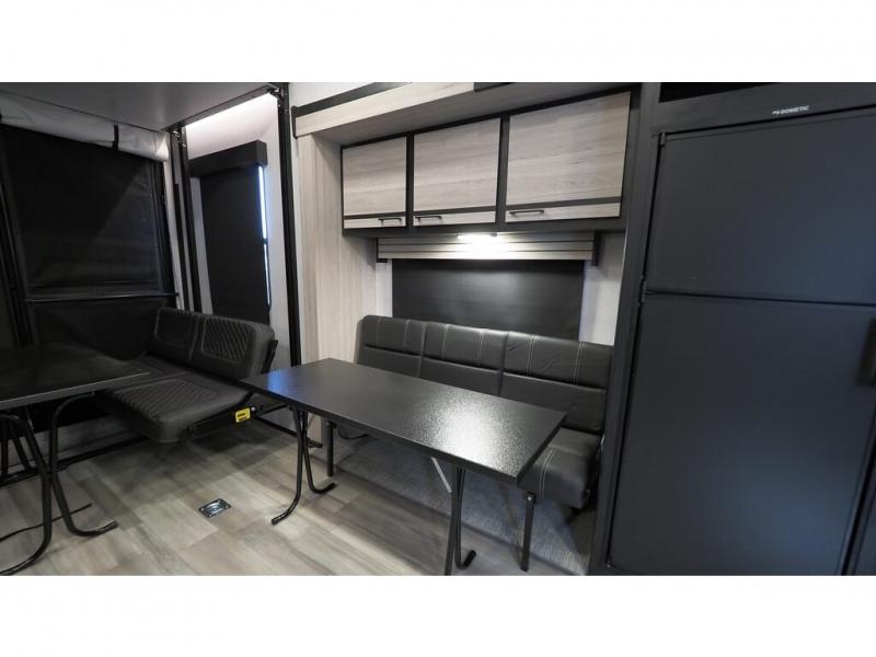 Cruiser Dinette