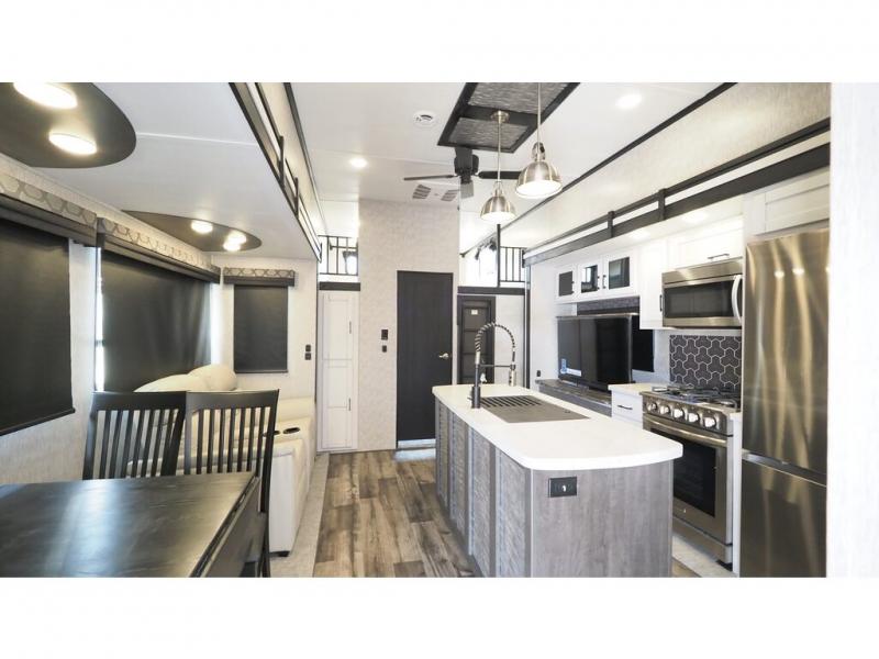CrossRoads RV Hampton HP364MBL
