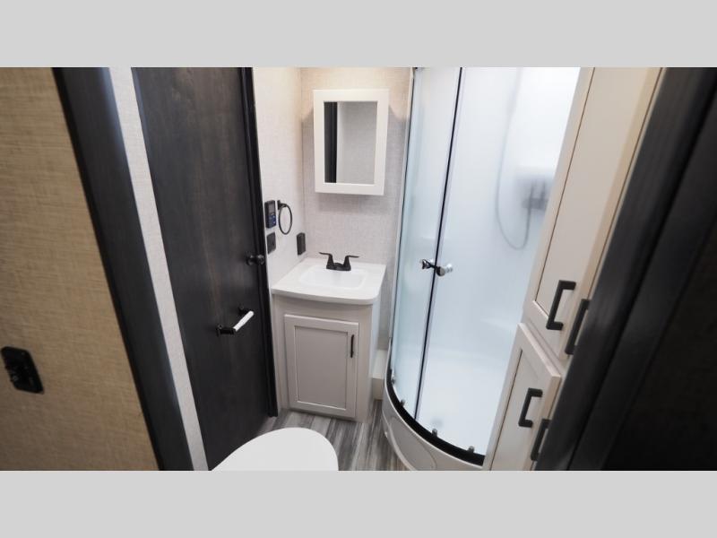 Jayco Jay Flight 334RTS bathroom